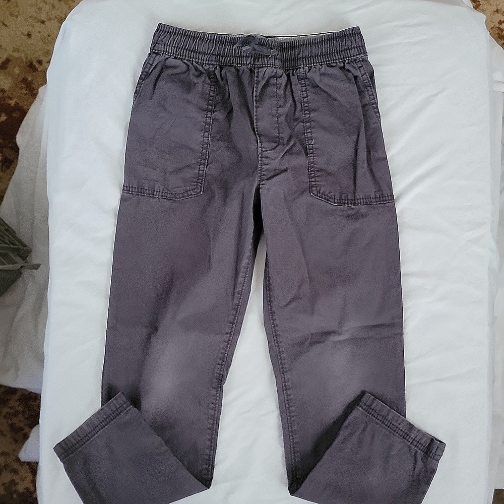 Oshkosh boys size 8, lightweight pants. Elastic, drawstring waist
